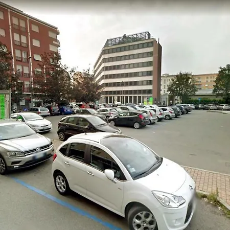 Alex Square *